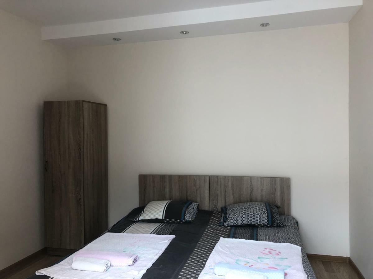 Guest House Romanadze Kobuleti Luaran gambar